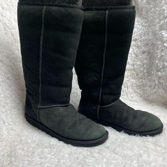 UGG Australia leather  black classic tall boots sheepskin shearling lining SZ9 - Picture 1 of 10